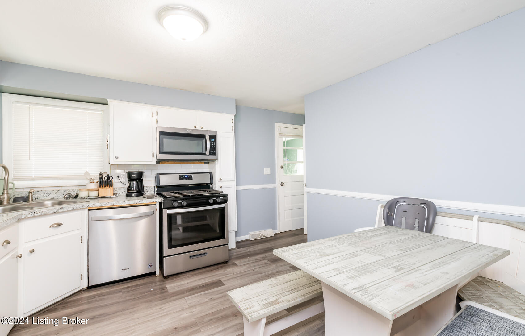 6010 Morning Glory Ln