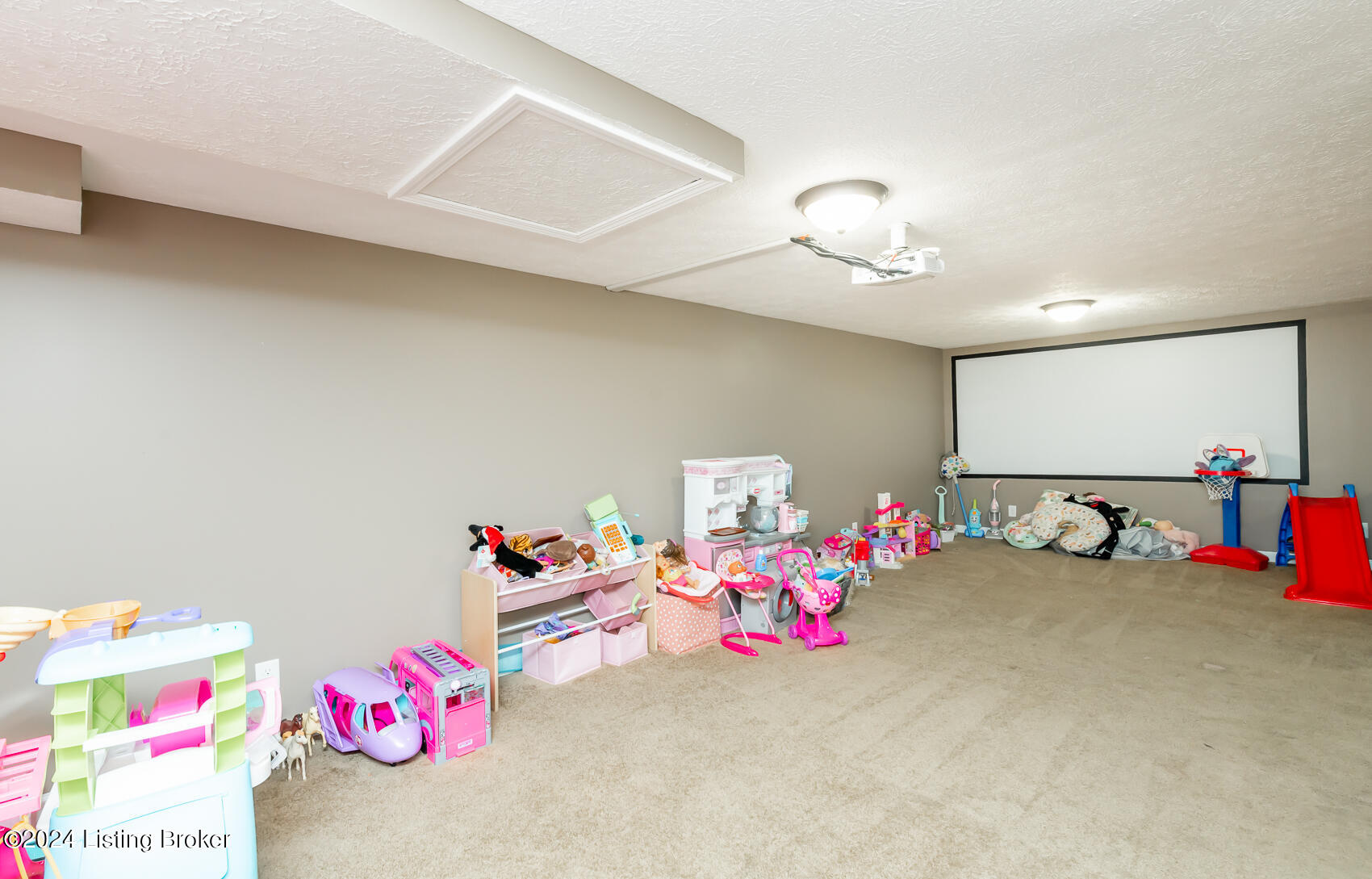 6010 Morning Glory Ln