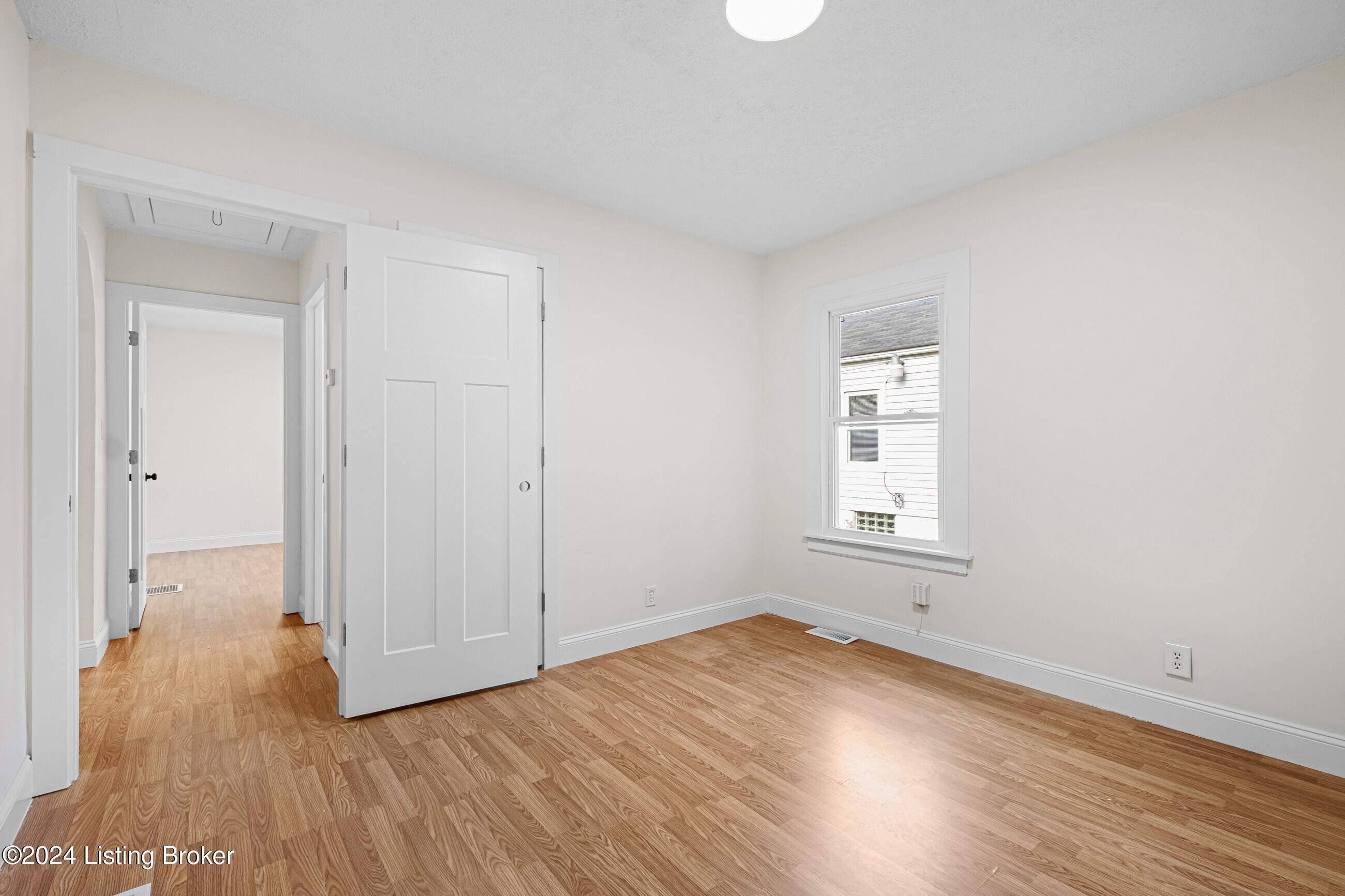 4021 Woodruff Ave