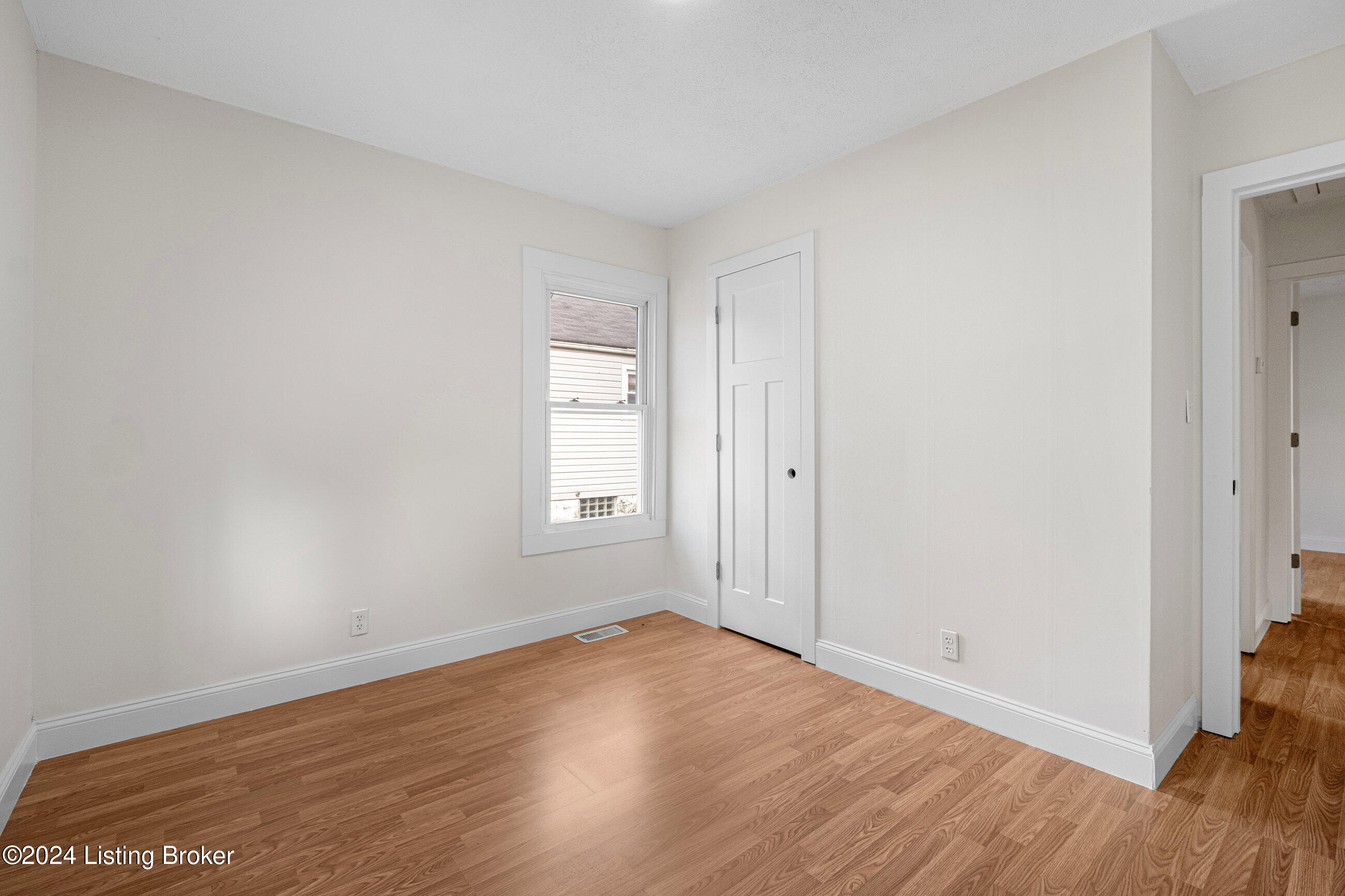 4021 Woodruff Ave