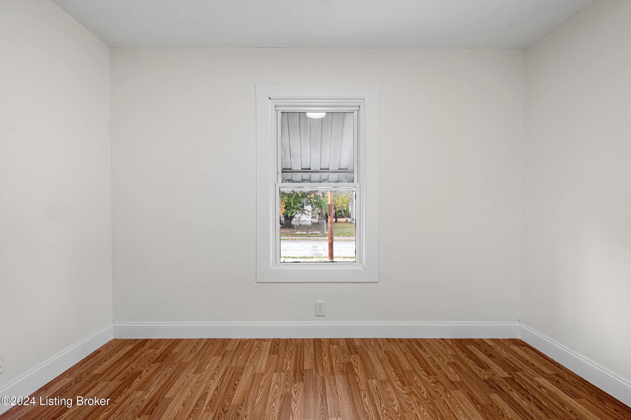 4021 Woodruff Ave