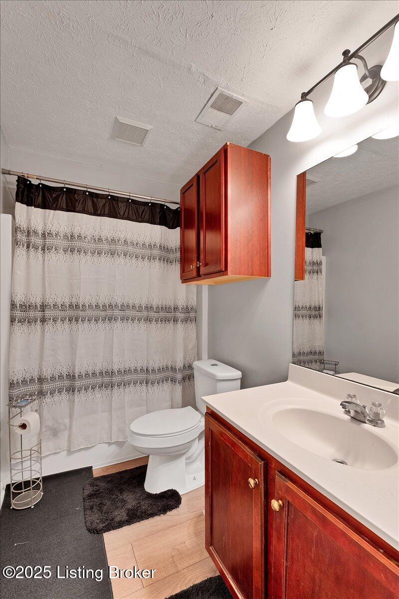 1704 Mae Street Kidd Ave