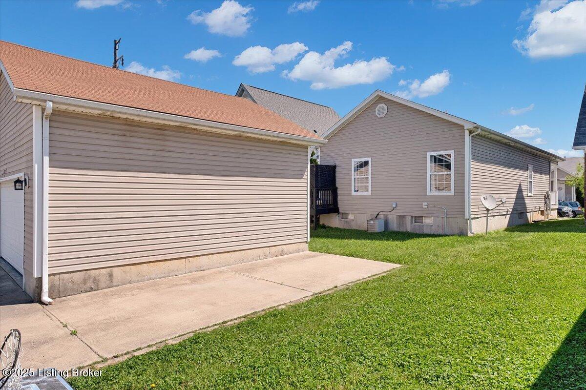 1704 Mae Street Kidd Ave