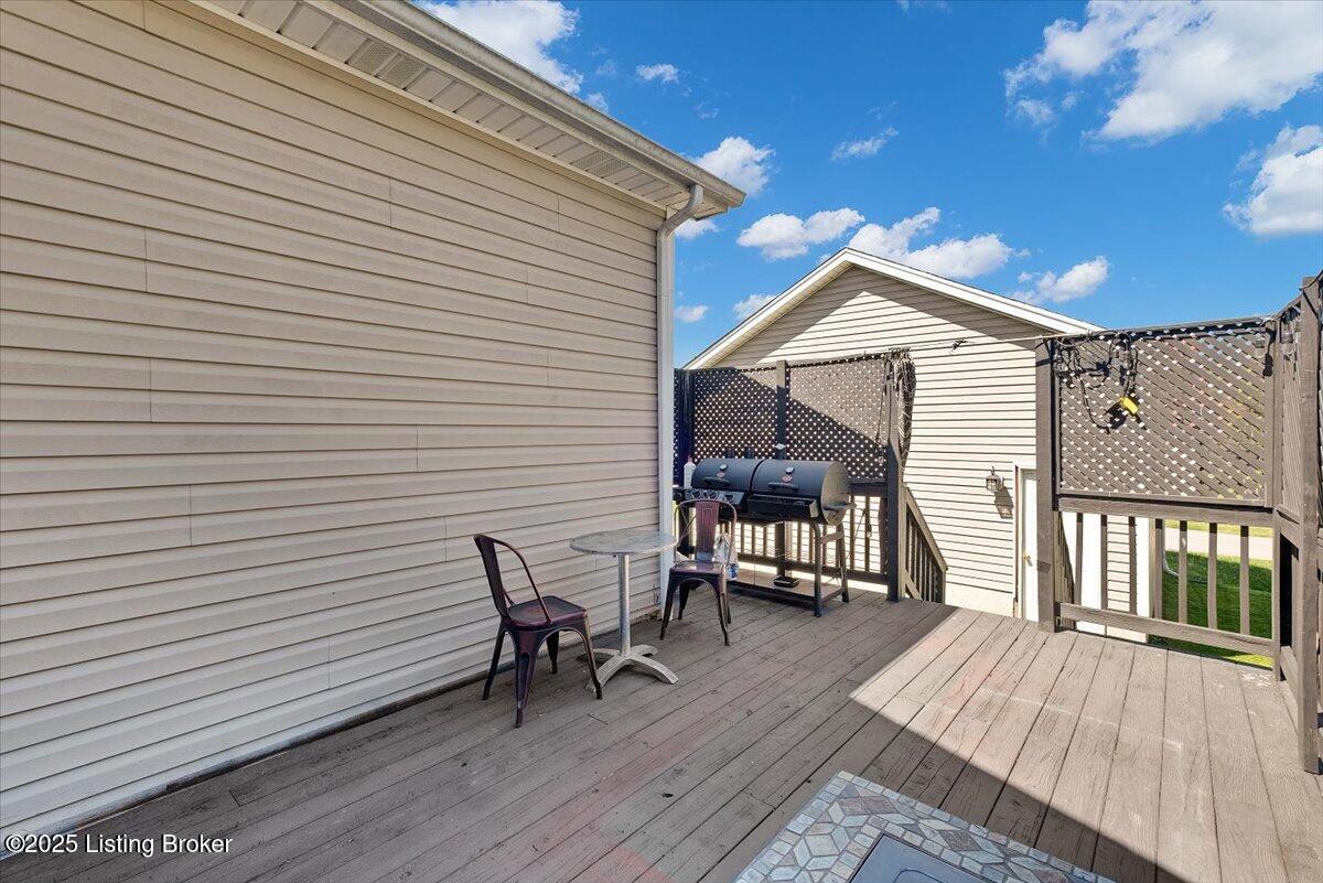 1704 Mae Street Kidd Ave