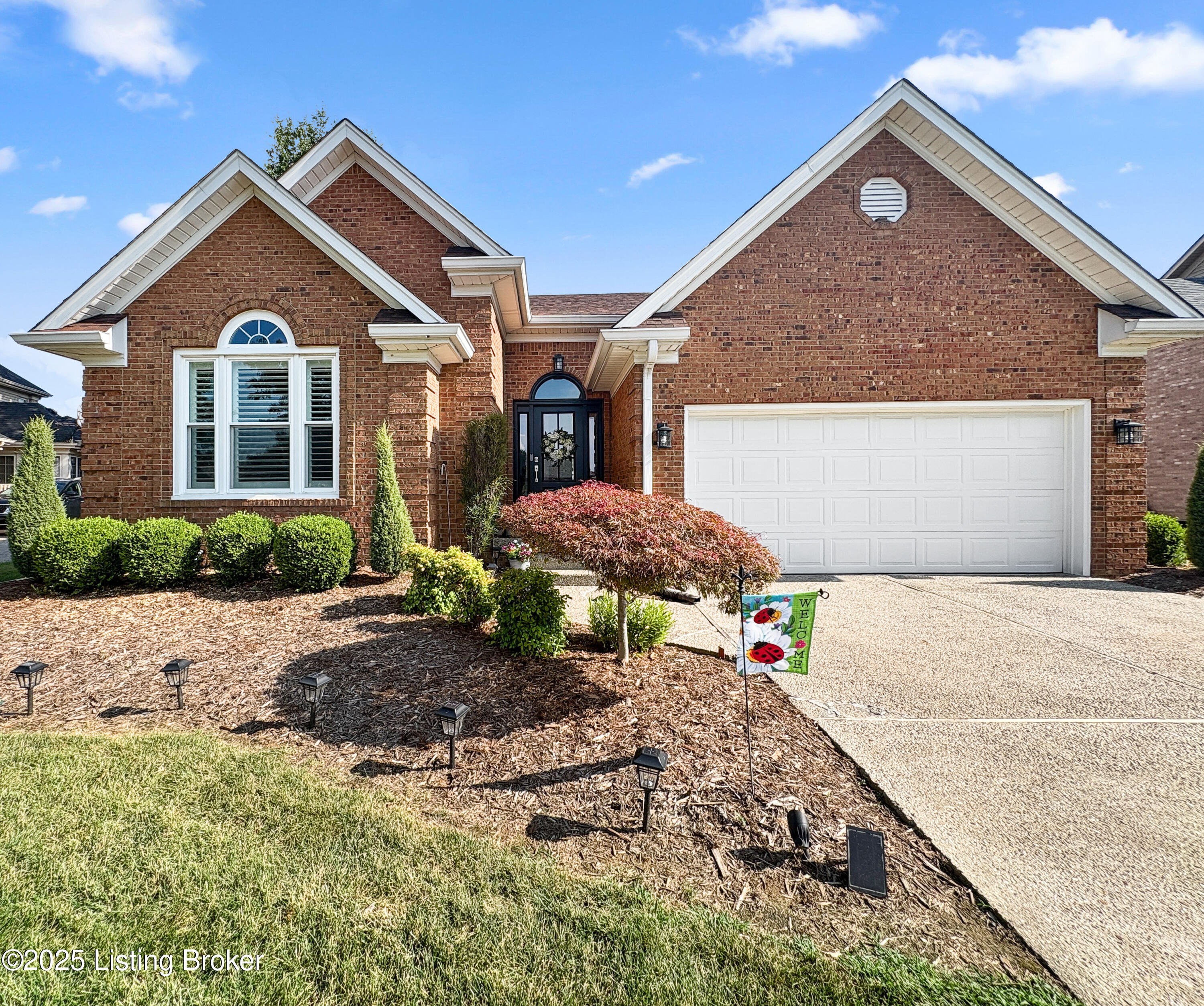 4912 Hunters Point Cir