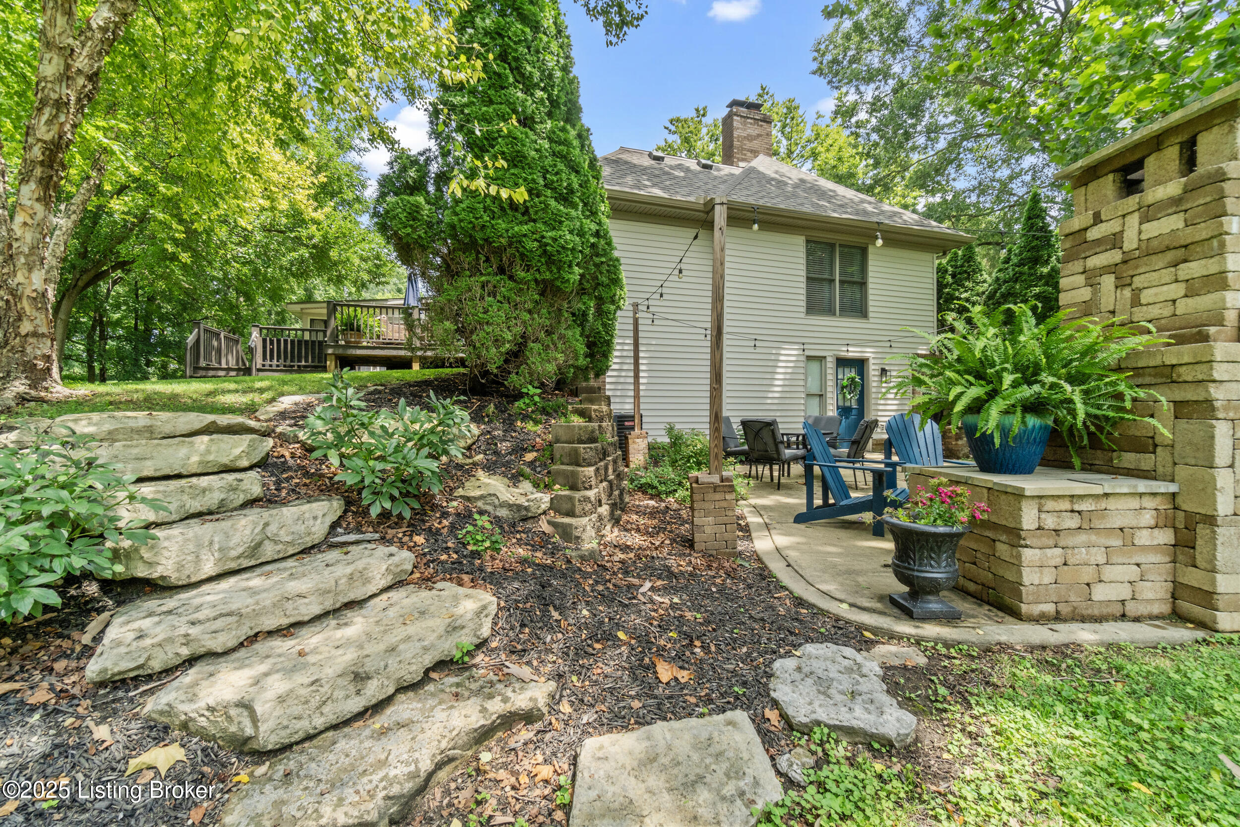 13021 Lost Trail Trail