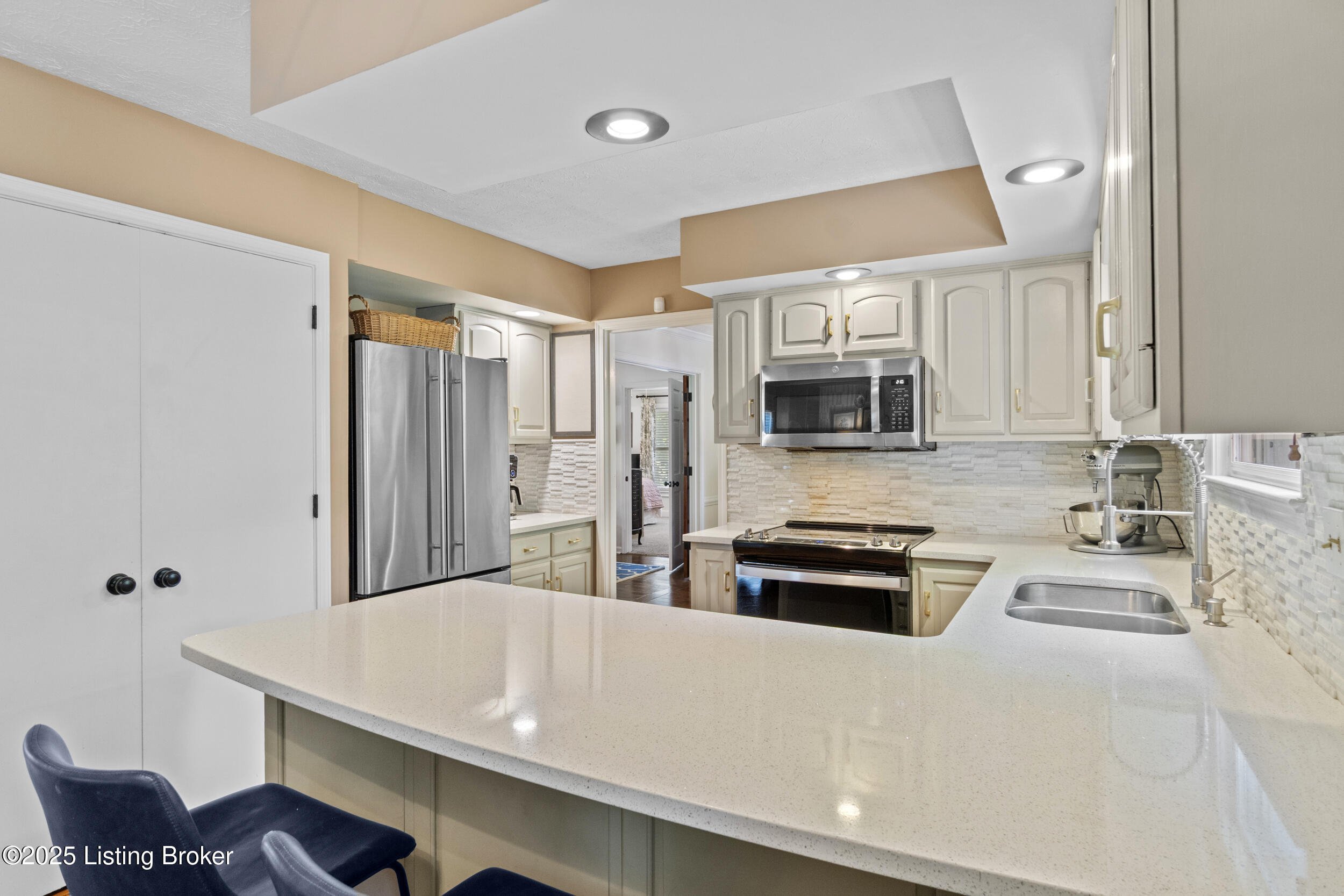 13021 Lost Trail Trail