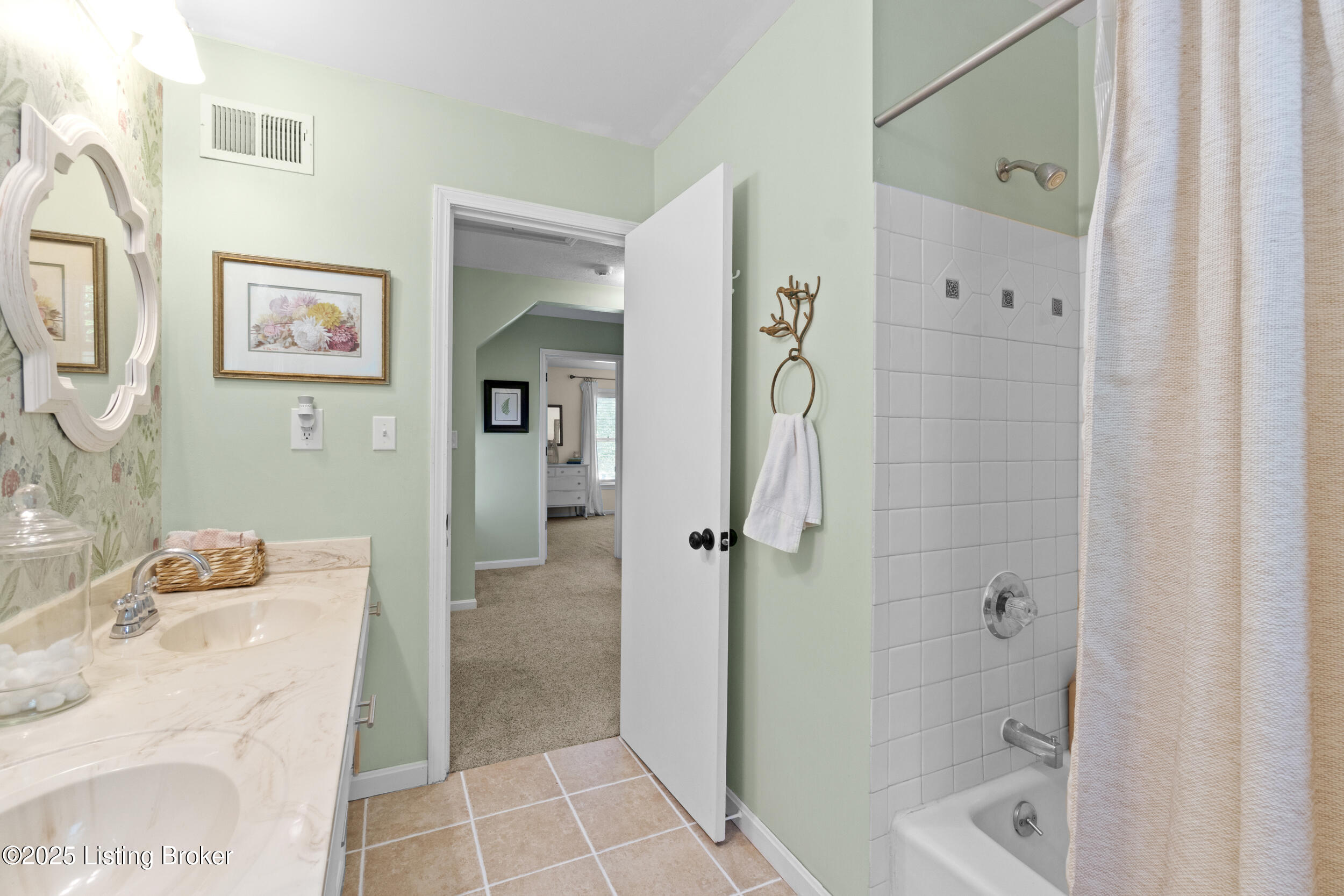 13021 Lost Trail Trail