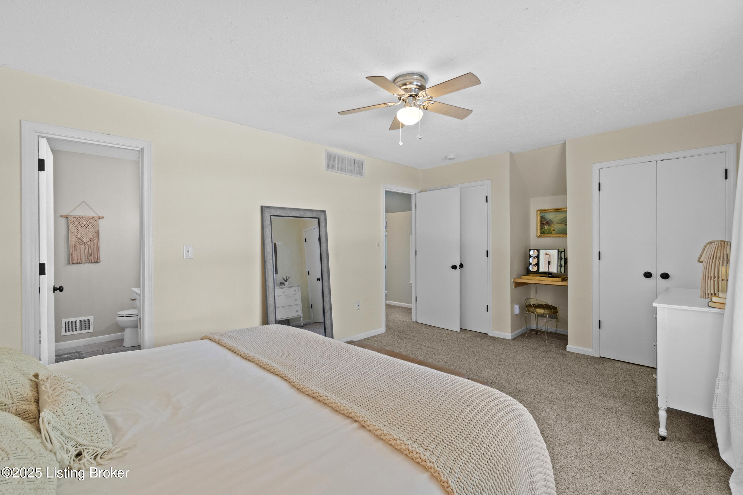 13021 Lost Trail Trail