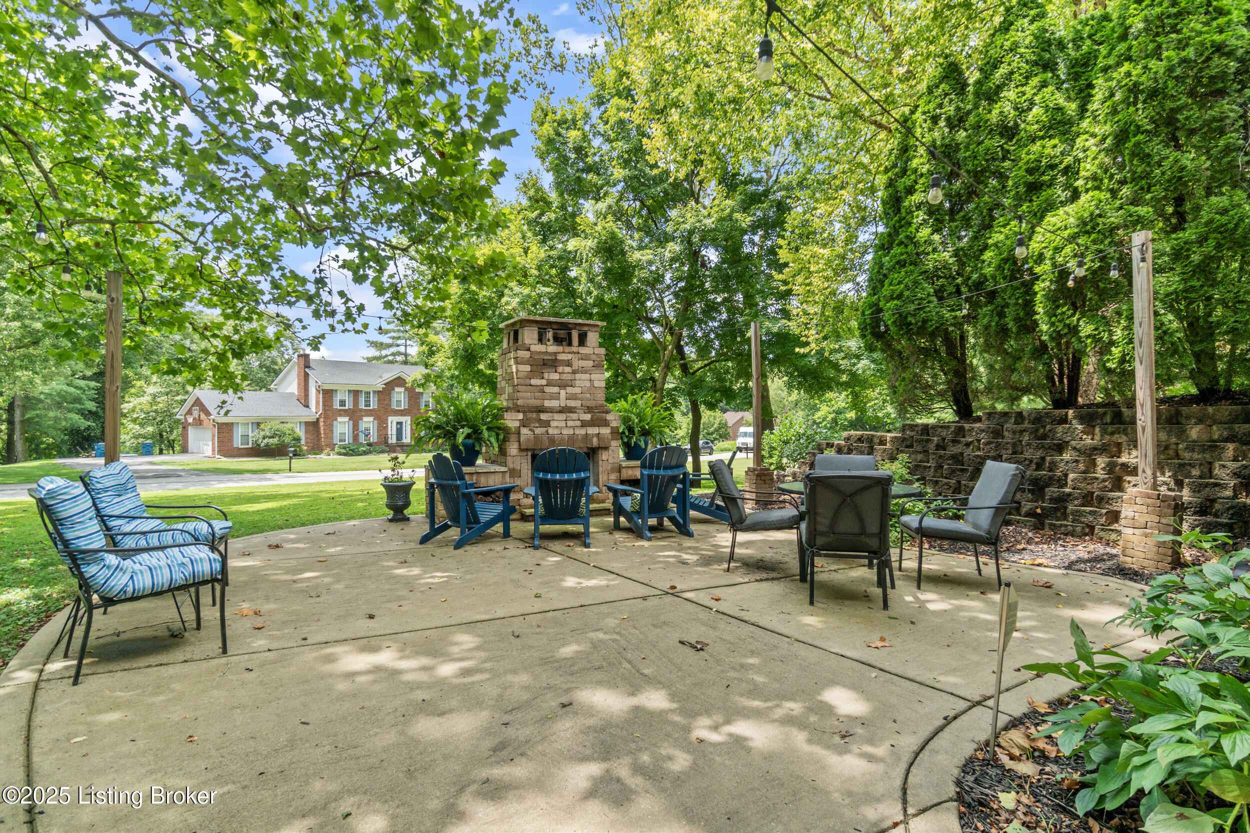 13021 Lost Trail Trail