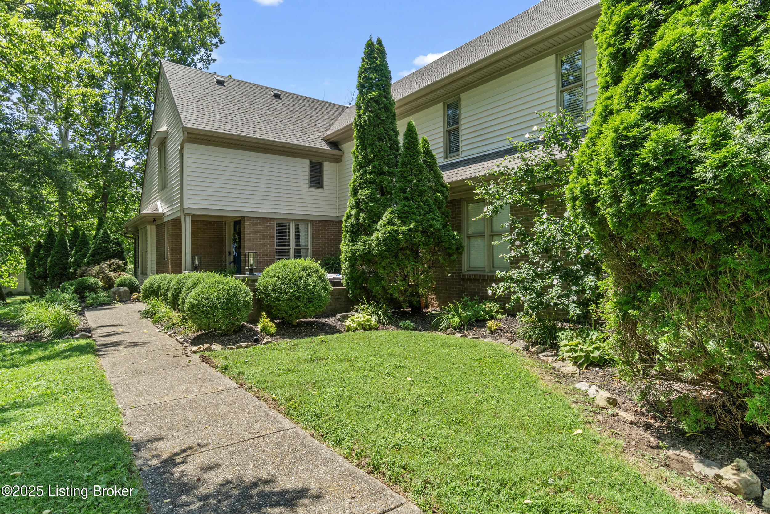 13021 Lost Trail Trail