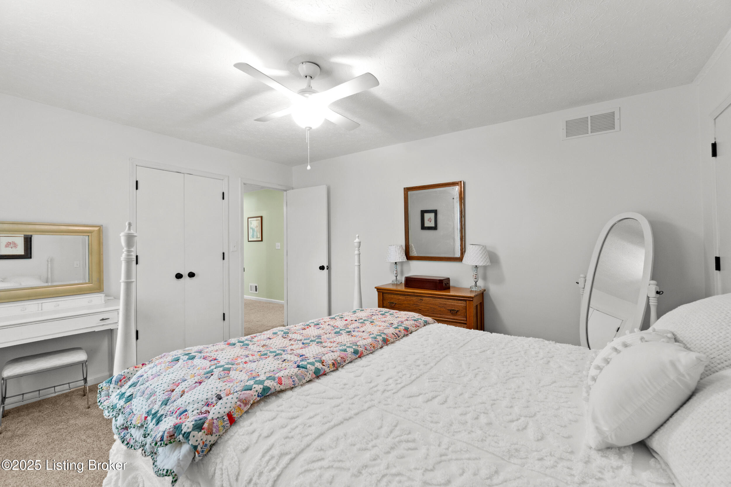 13021 Lost Trail Trail