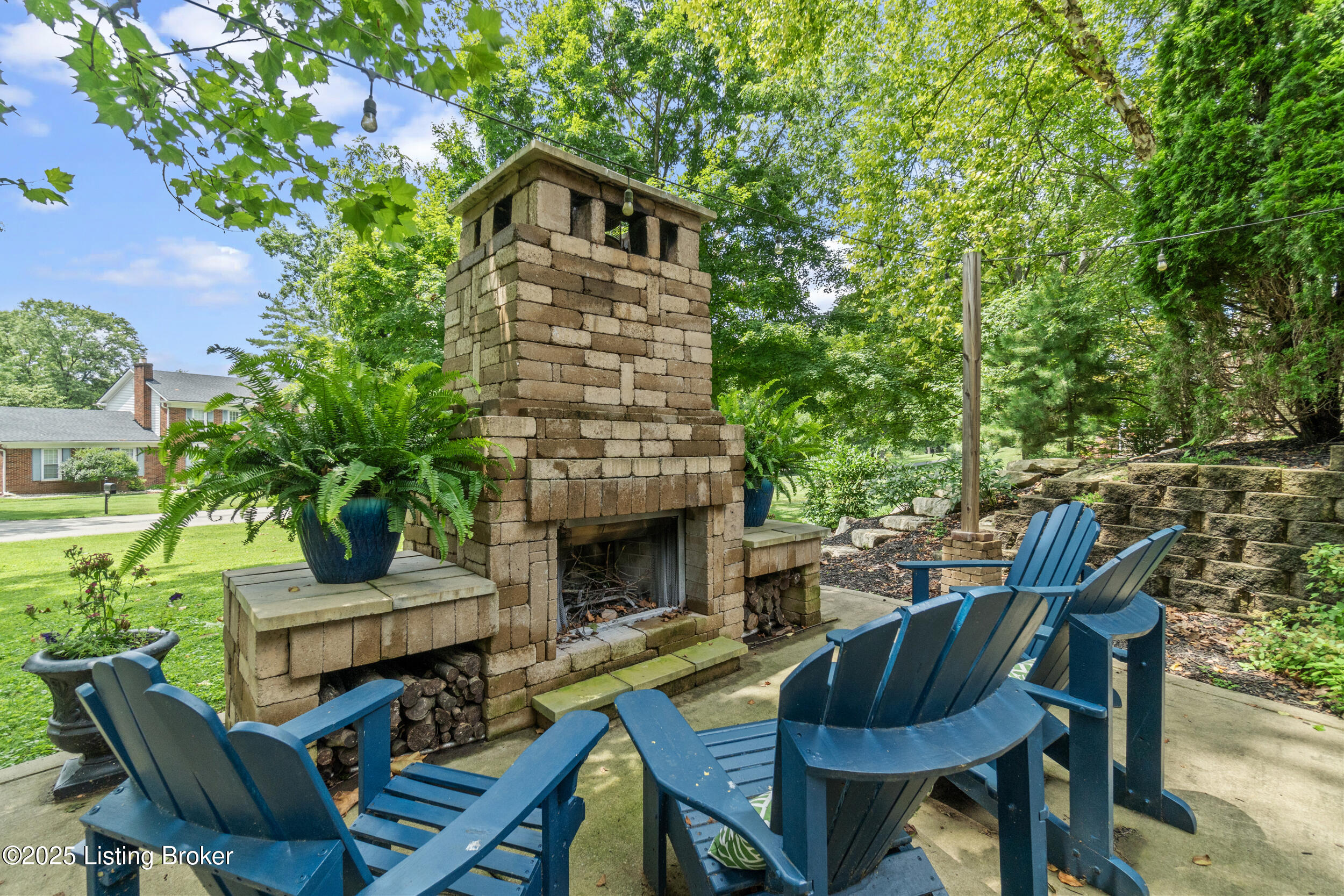 13021 Lost Trail Trail