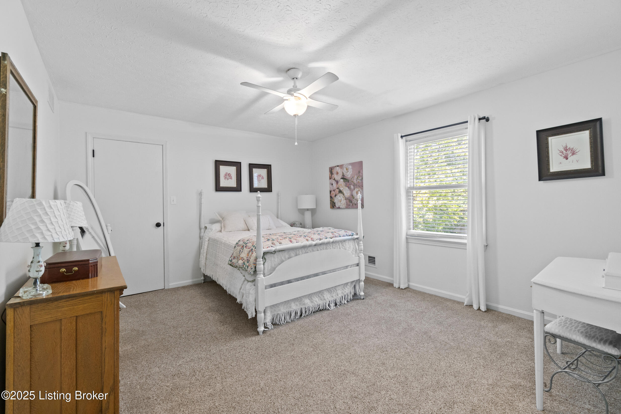 13021 Lost Trail Trail