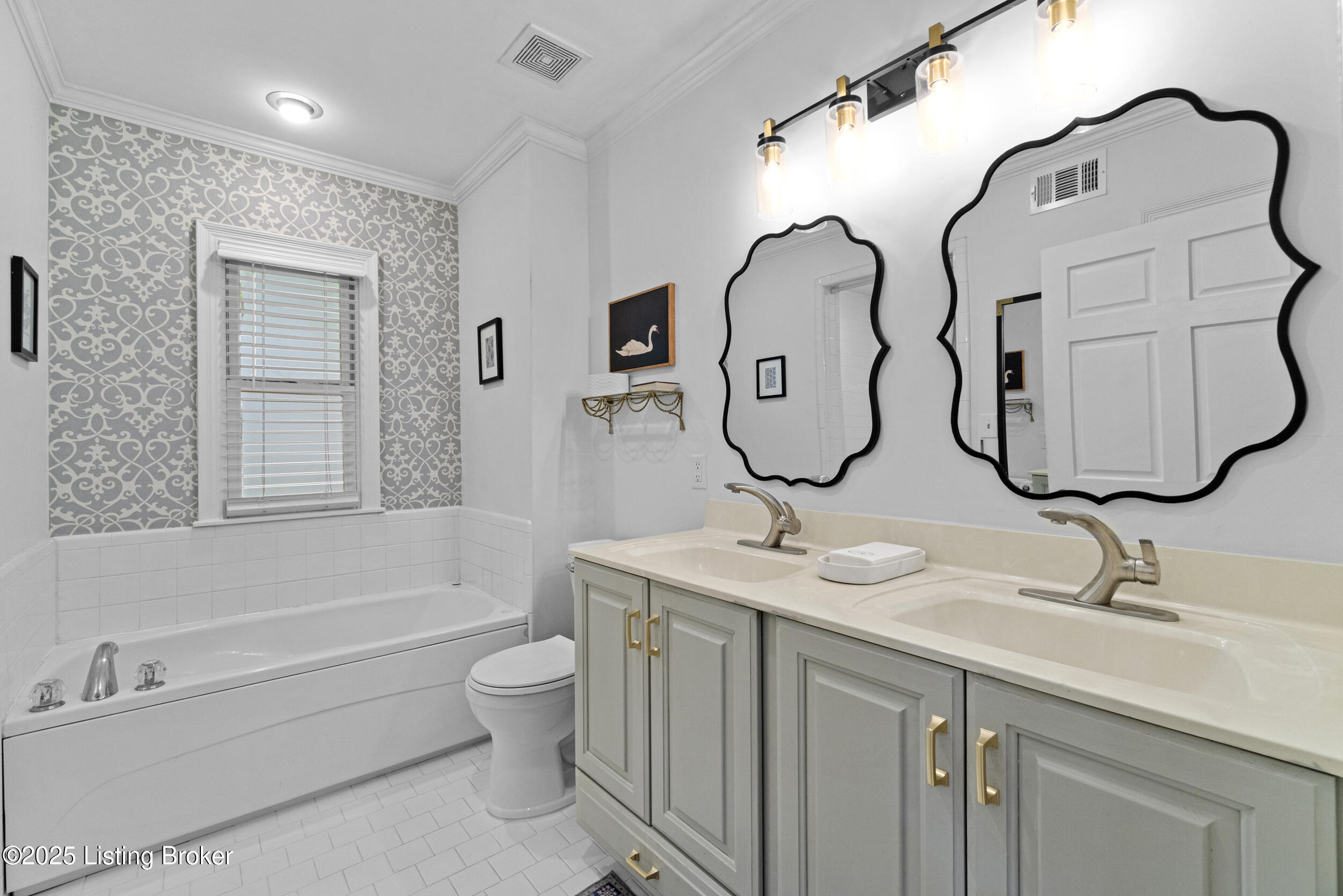 13021 Lost Trail Trail