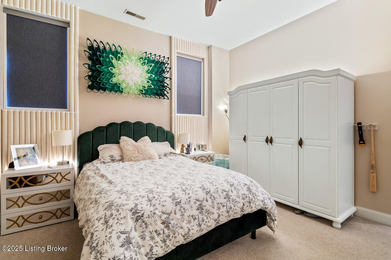 2011 Frankfort Ave, 204