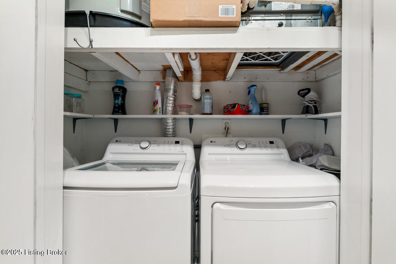 2011 Frankfort Ave, 204