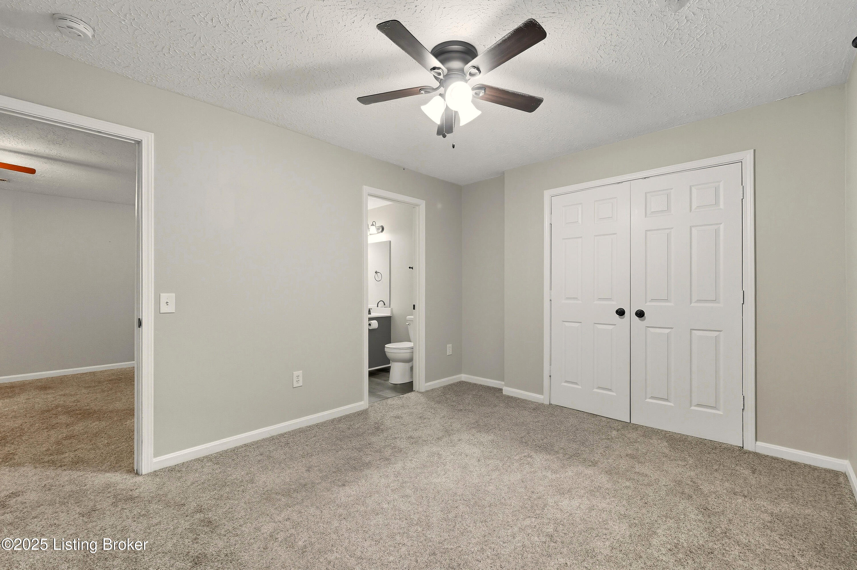 213 Colonial Club Dr