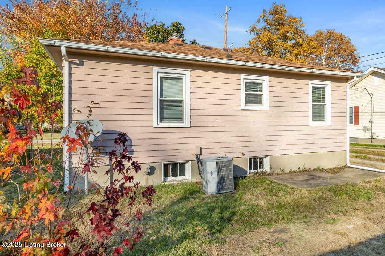 4908 Greenwood Rd