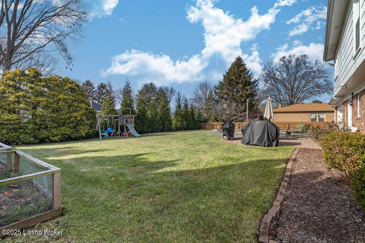 8810 Nottingham Pkwy