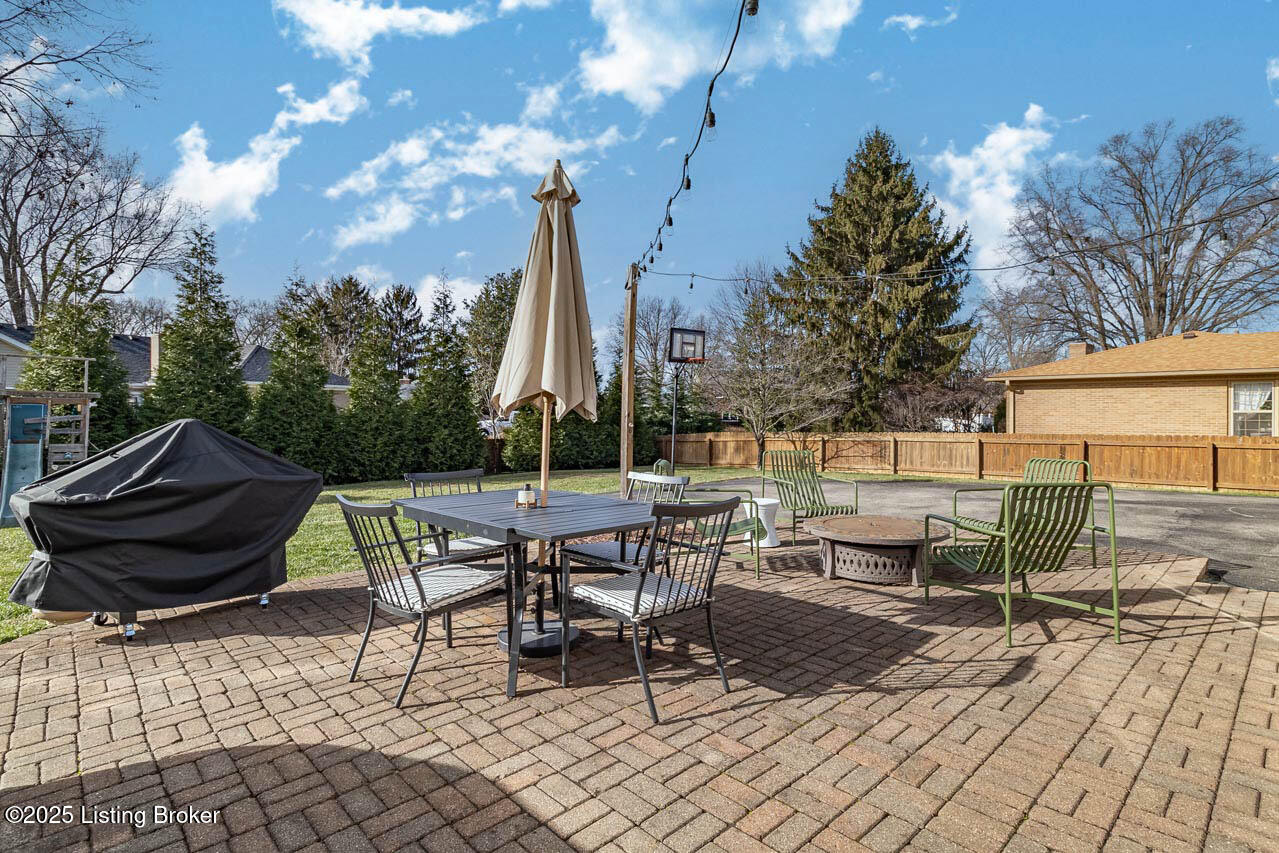 8810 Nottingham Pkwy