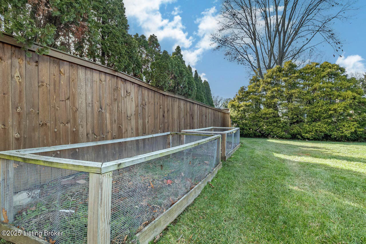 8810 Nottingham Pkwy