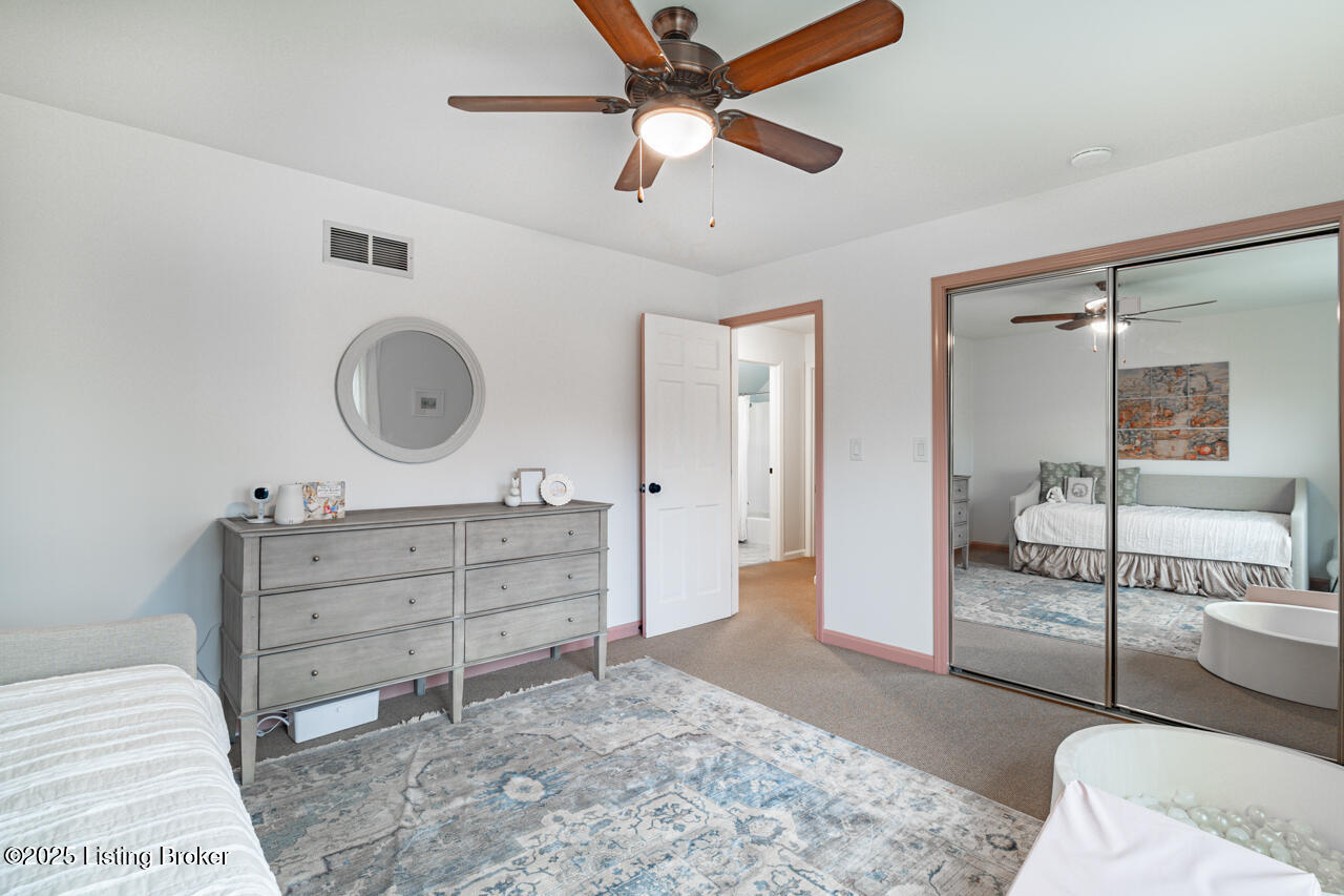 8810 Nottingham Pkwy