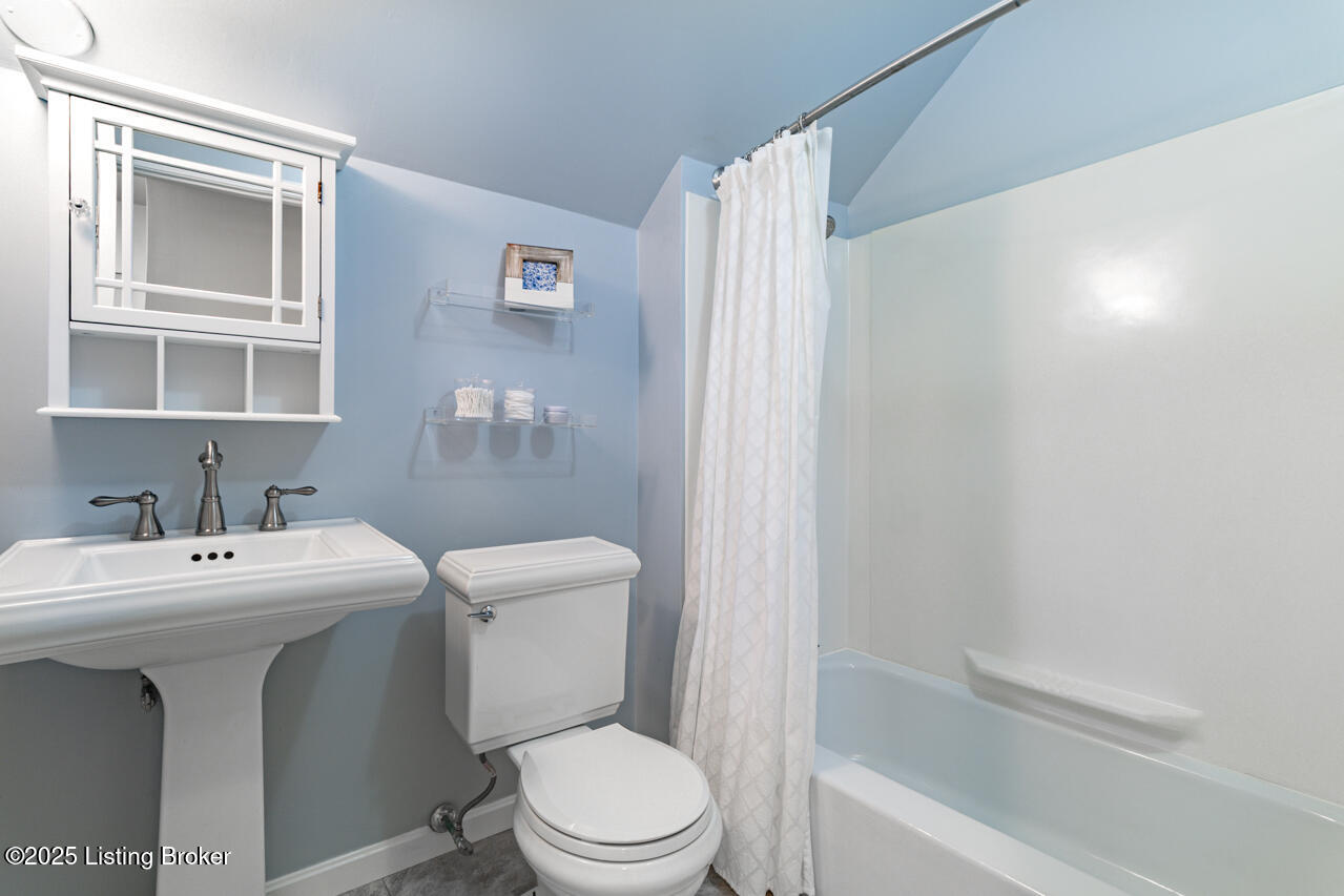 8810 Nottingham Pkwy