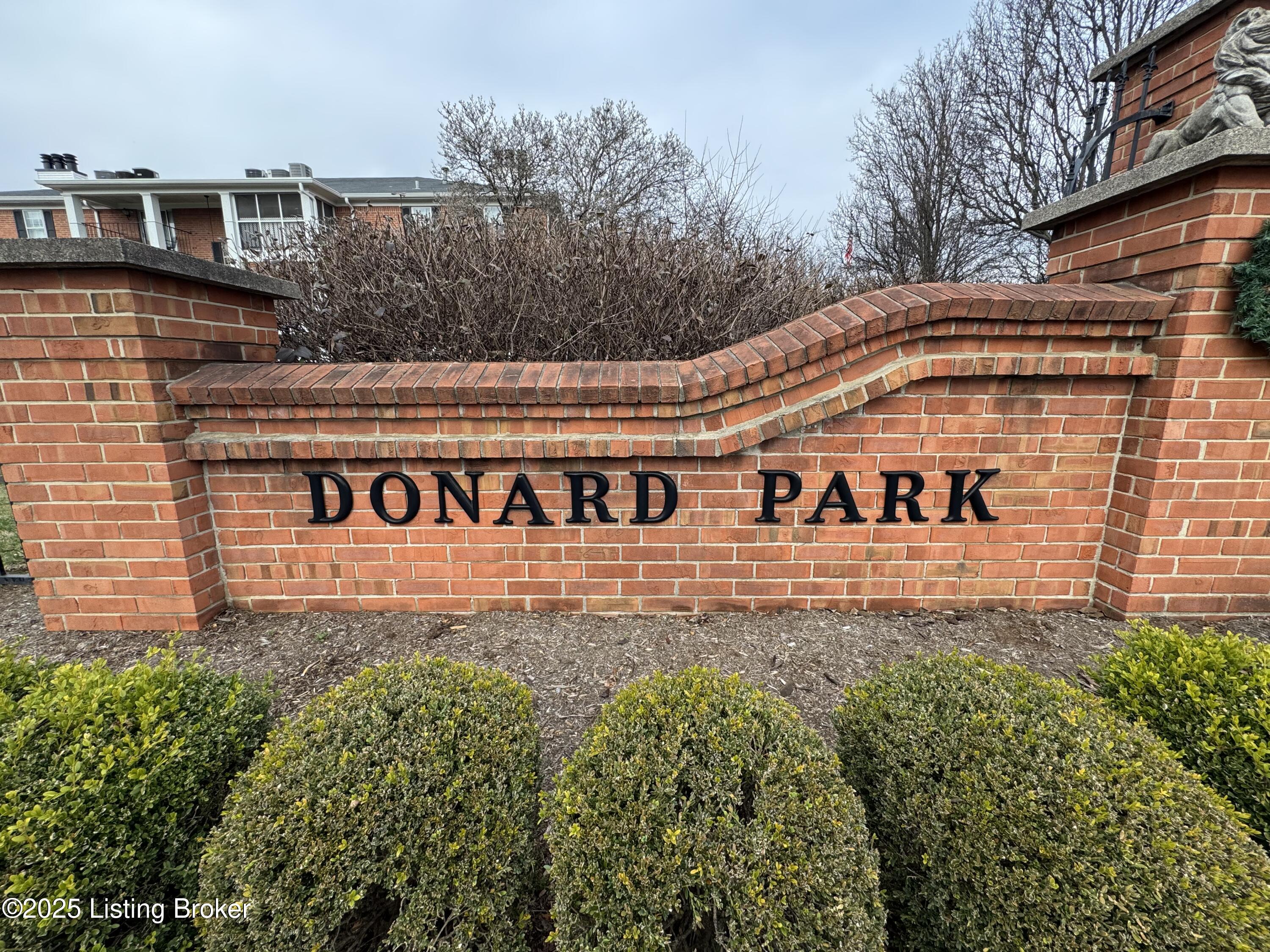 307 Donard Park Ave