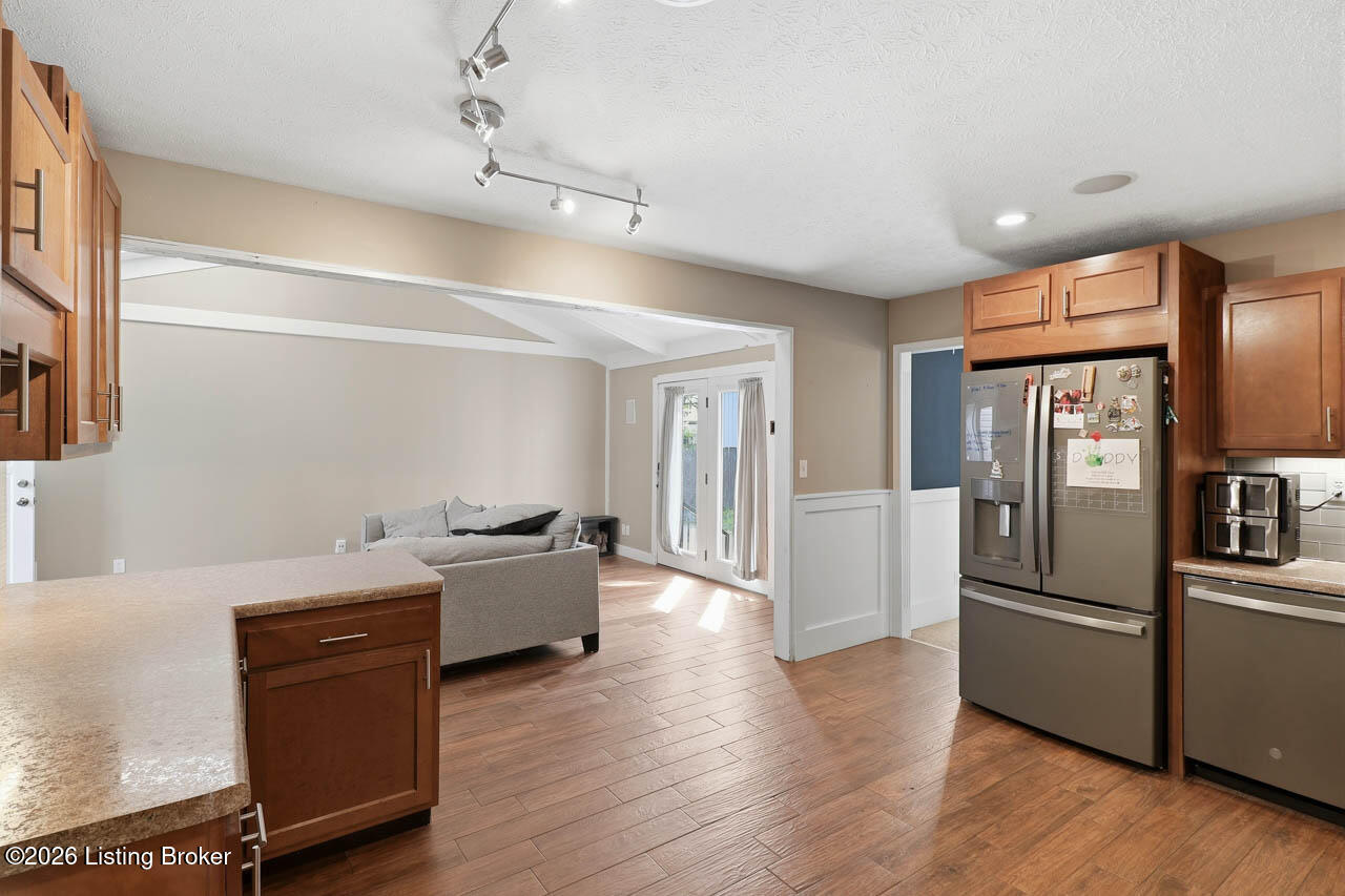 7206 Hollow Creek Rd