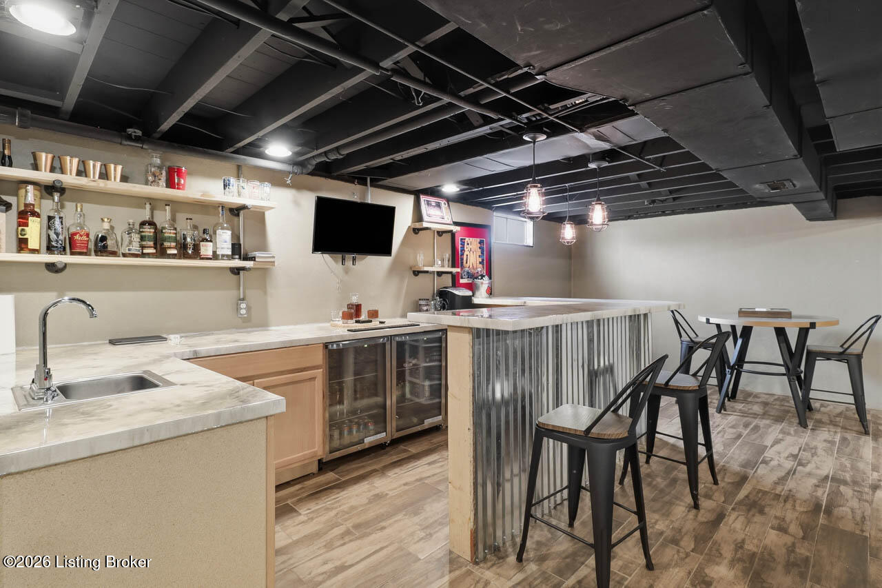 7206 Hollow Creek Rd