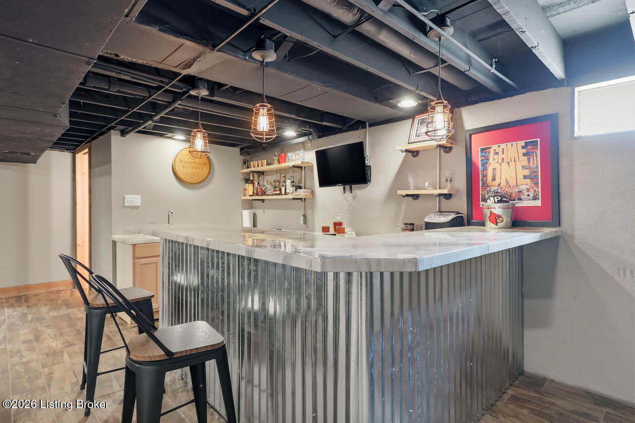 7206 Hollow Creek Rd