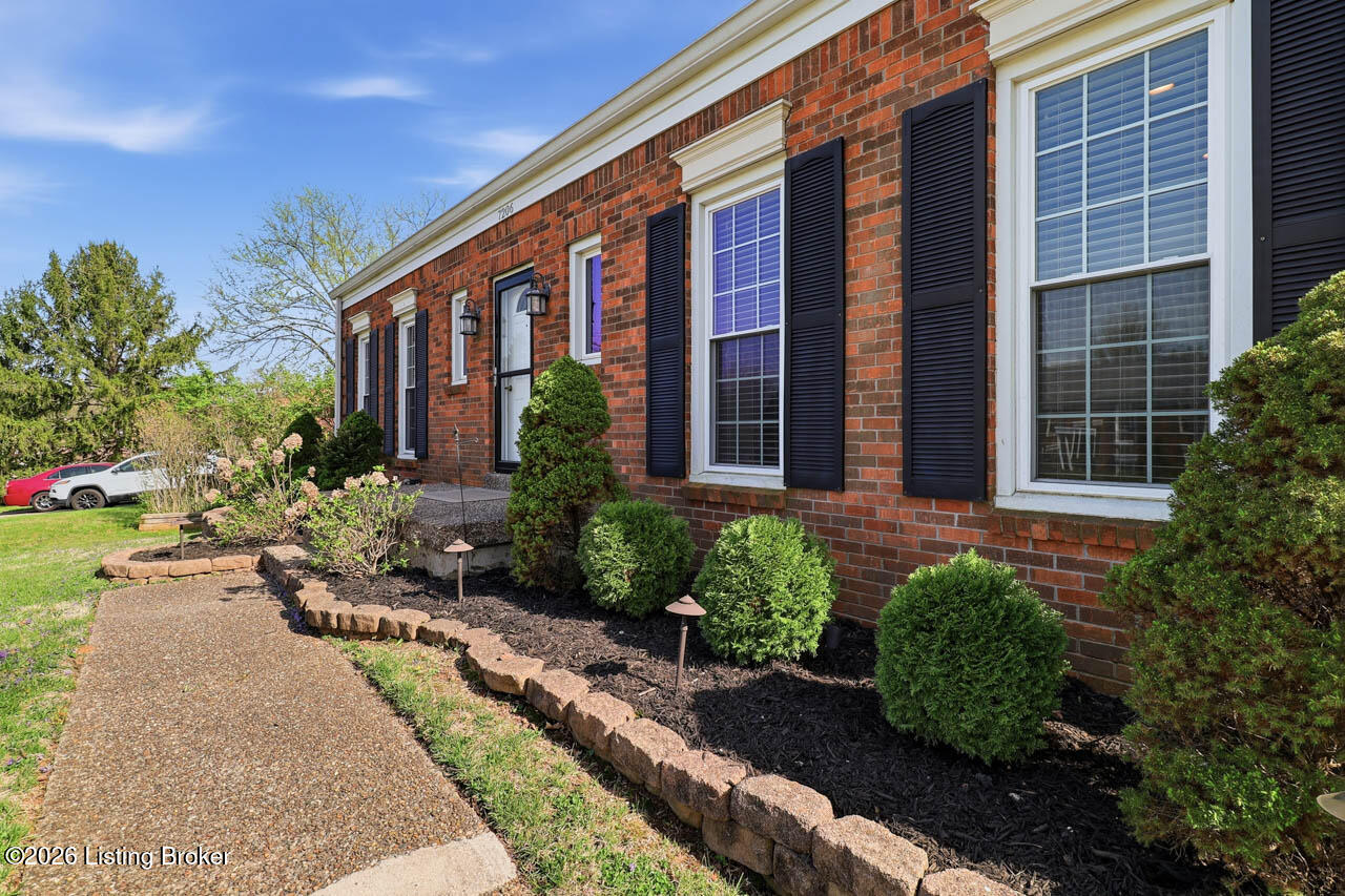 7206 Hollow Creek Rd