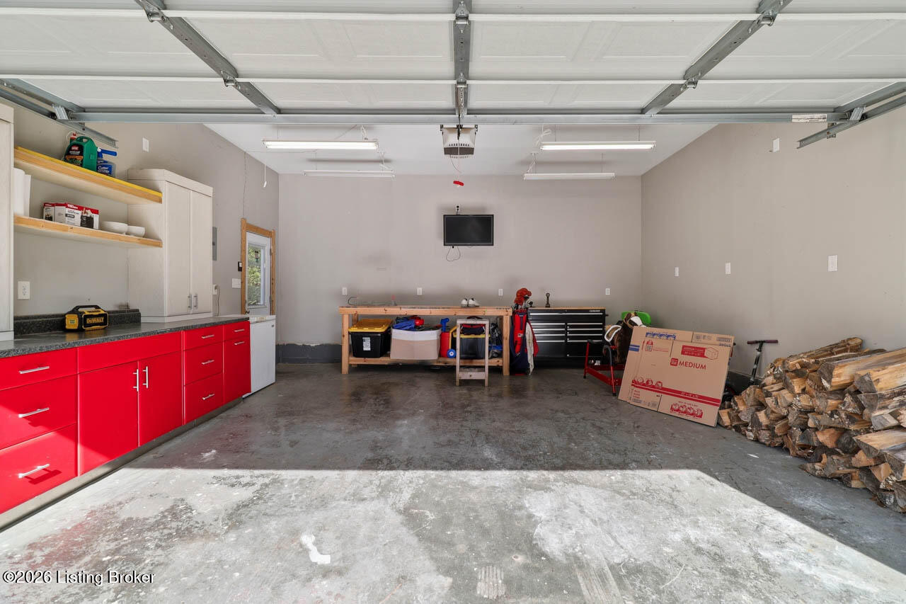 7206 Hollow Creek Rd