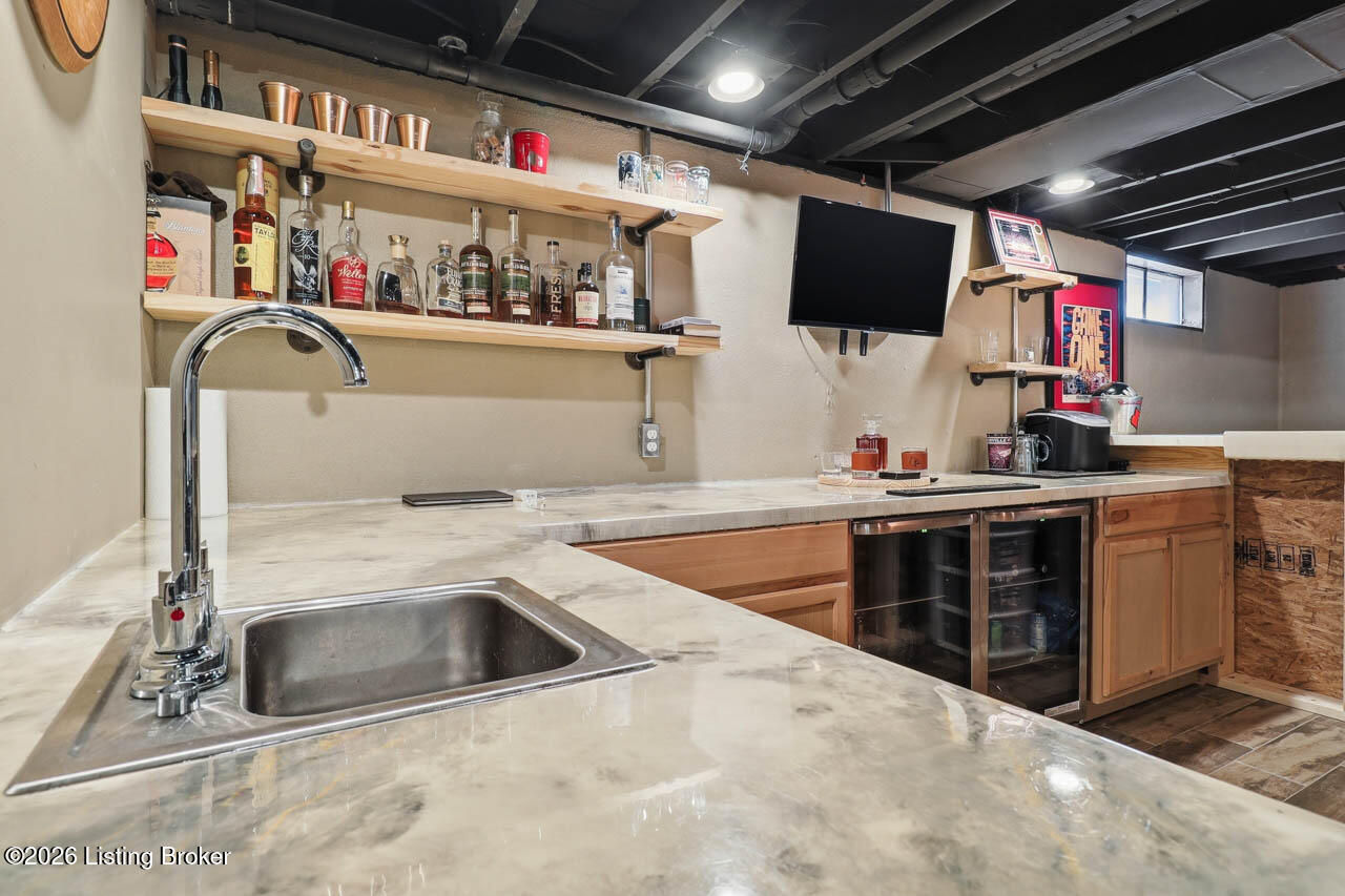 7206 Hollow Creek Rd