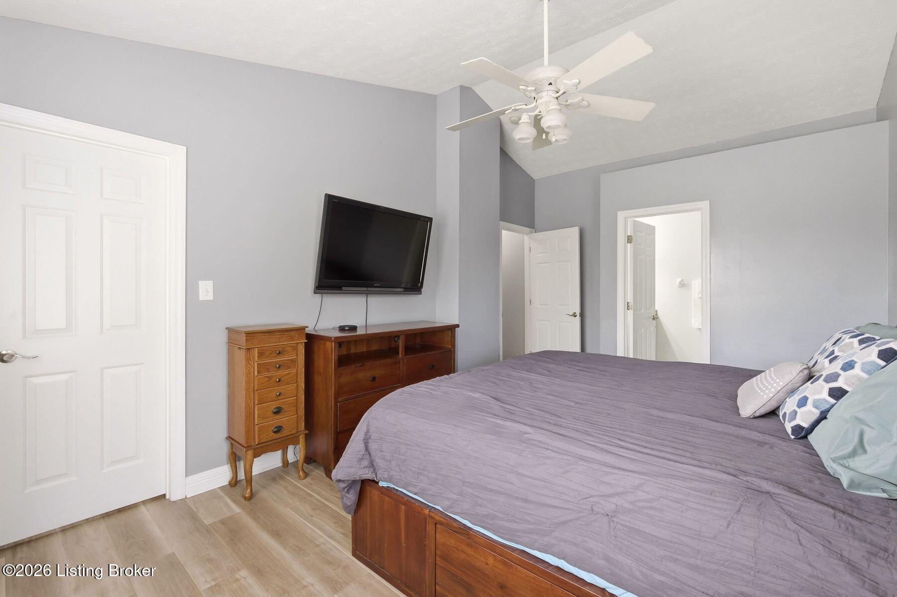 11903 Stable Springs Dr