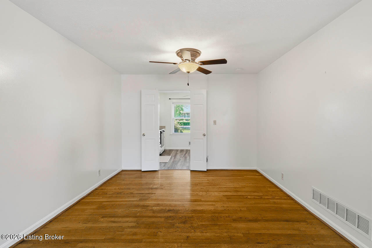 10611 Sycamore Green