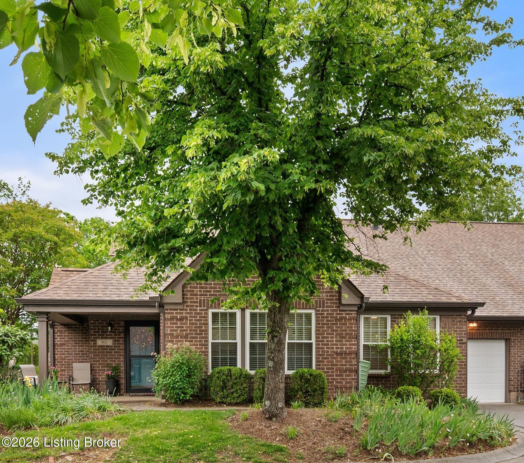 901 Eastbridge Ct