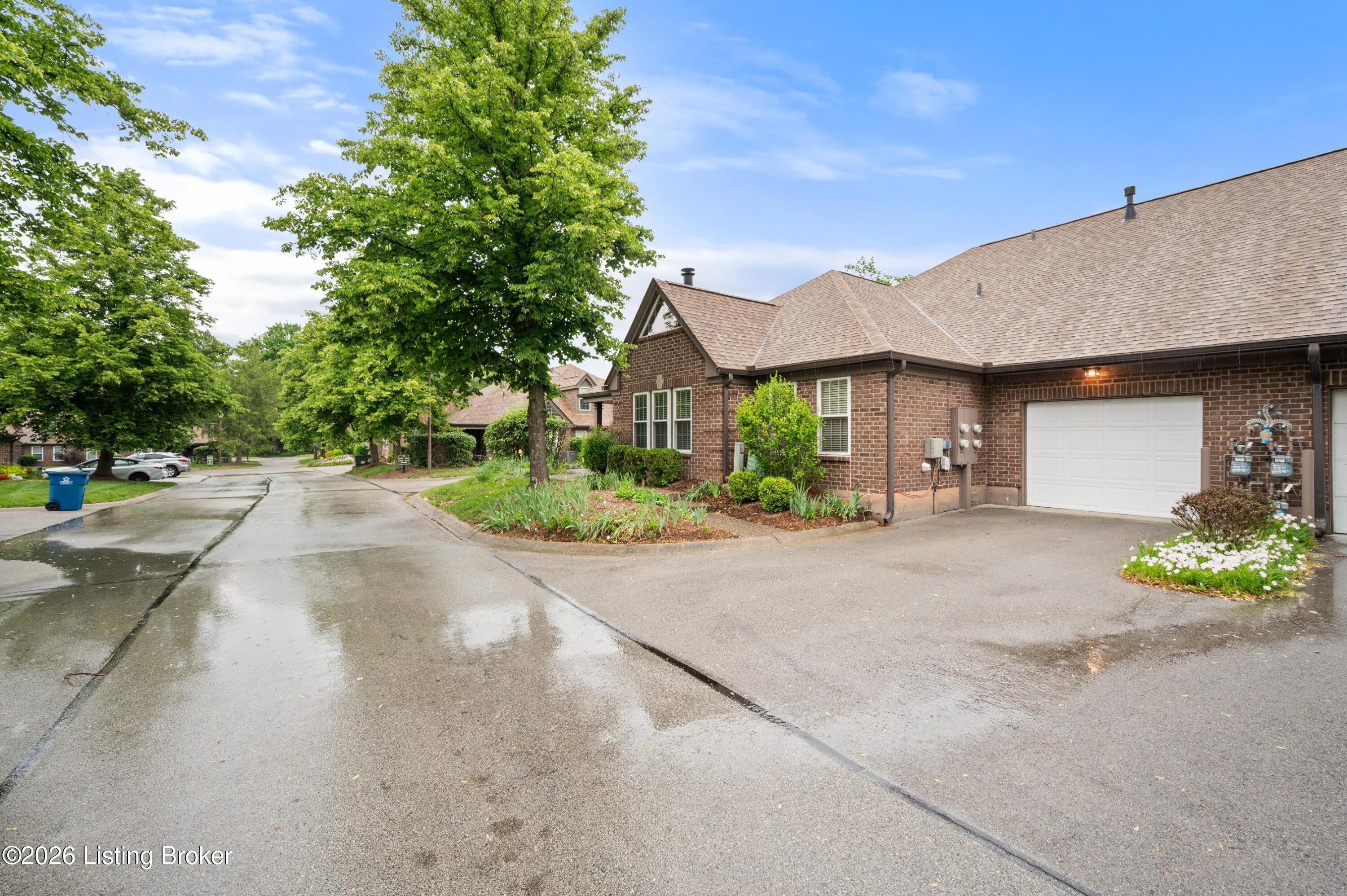 901 Eastbridge Ct