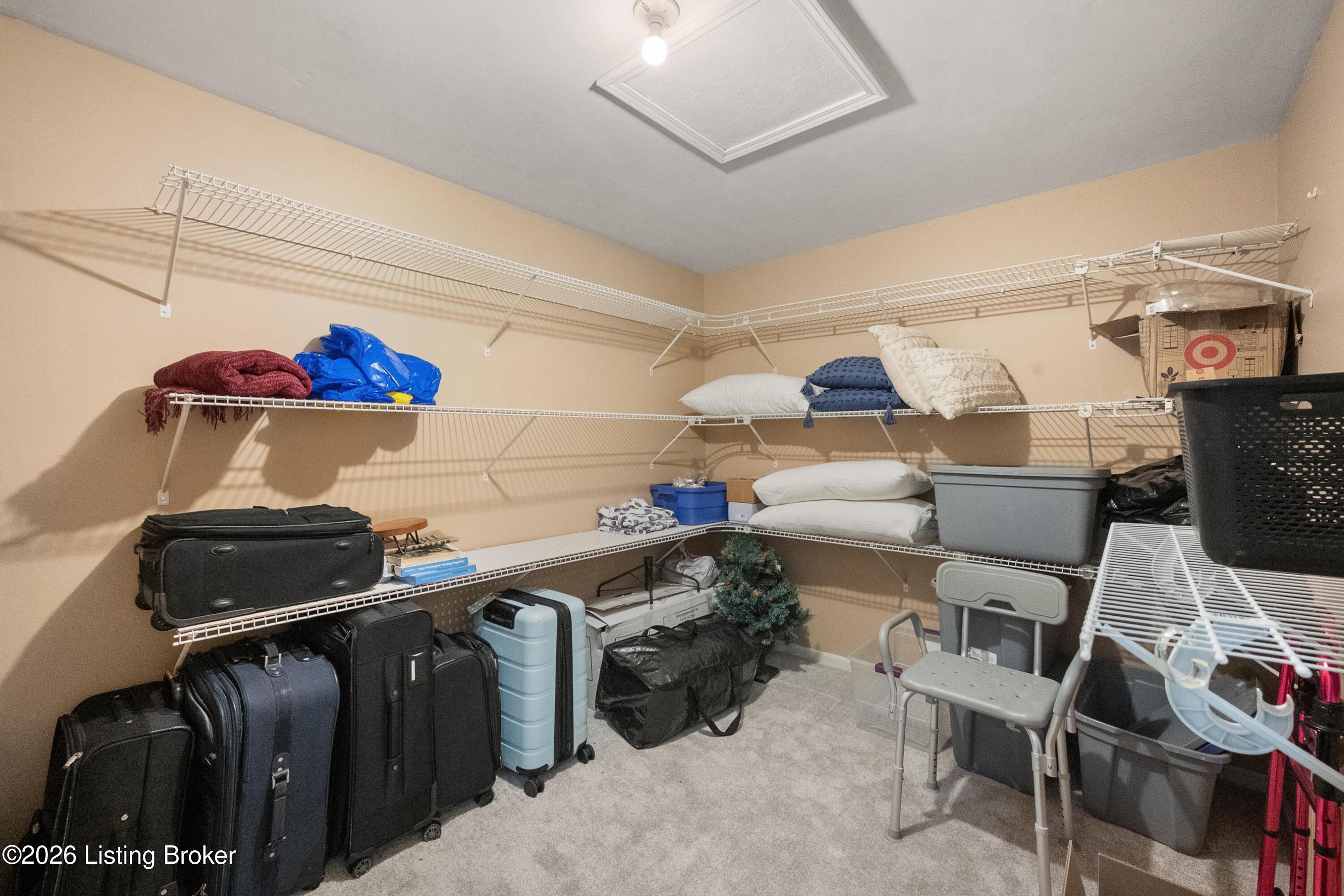 901 Eastbridge Ct