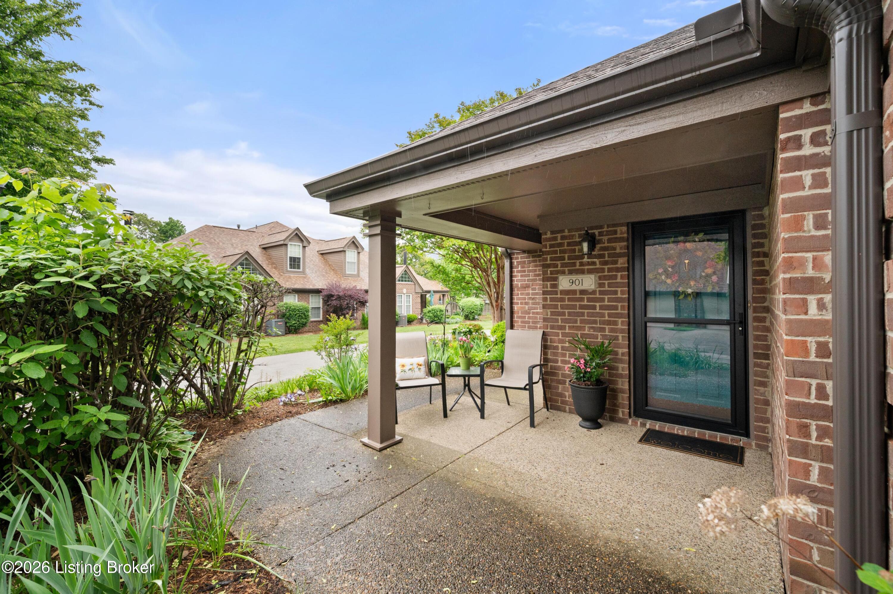 901 Eastbridge Ct