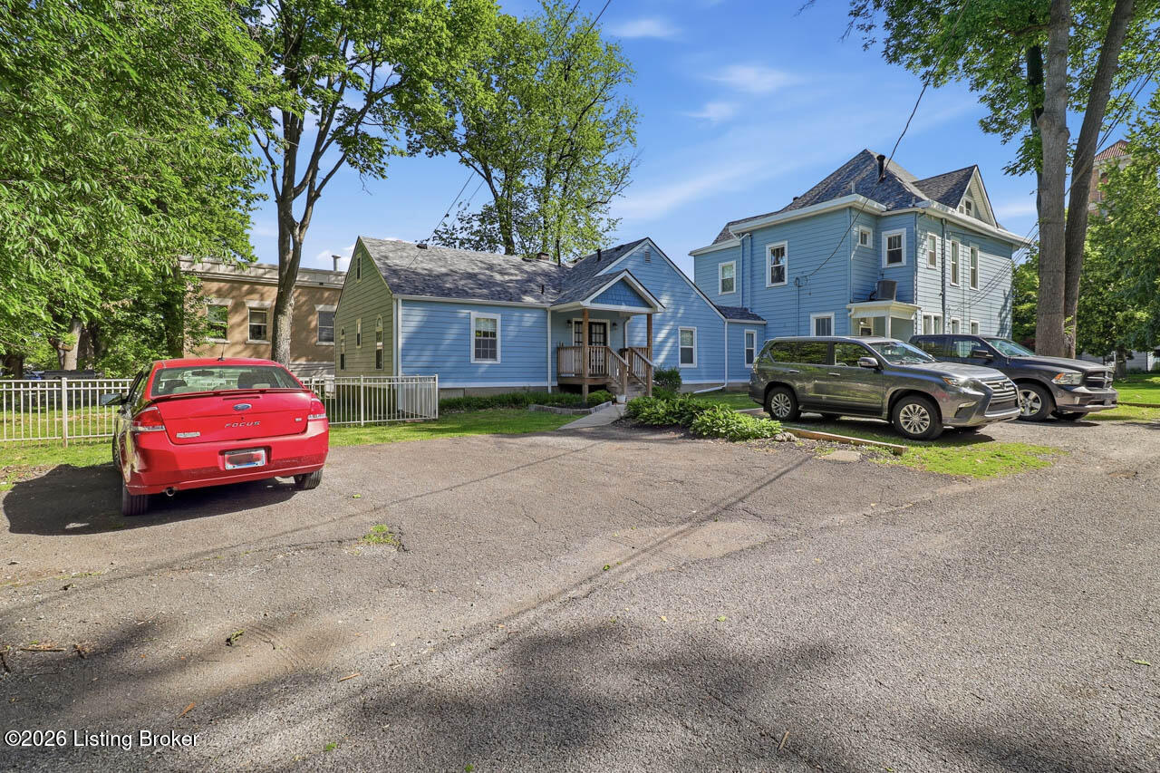 104 S Birchwood Ave
