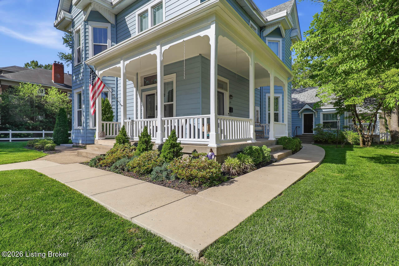 104 S Birchwood Ave