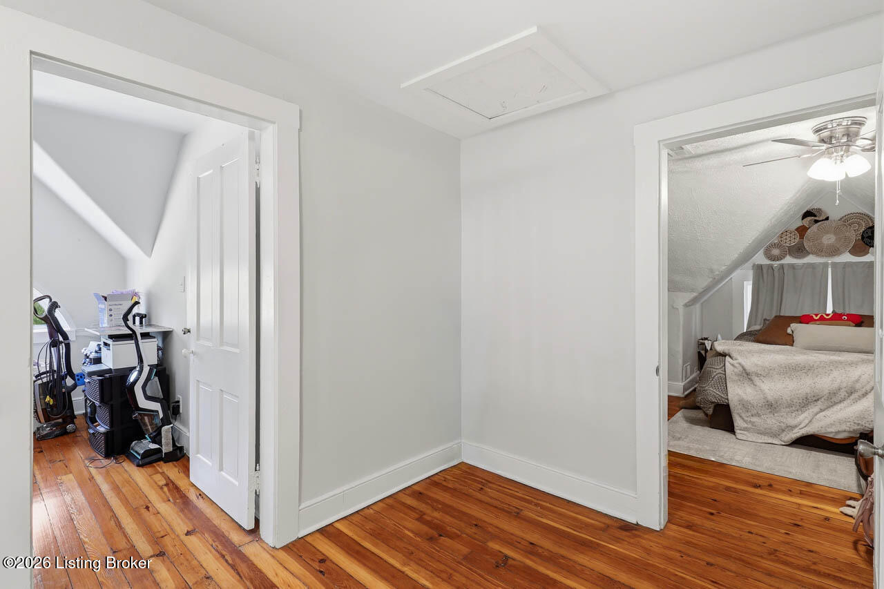 104 S Birchwood Ave