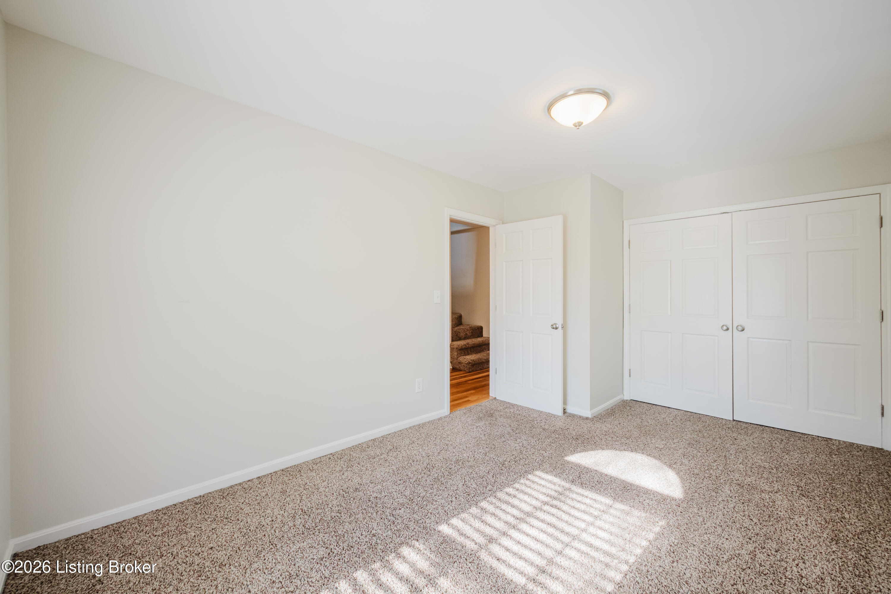 104 S Birchwood Ave