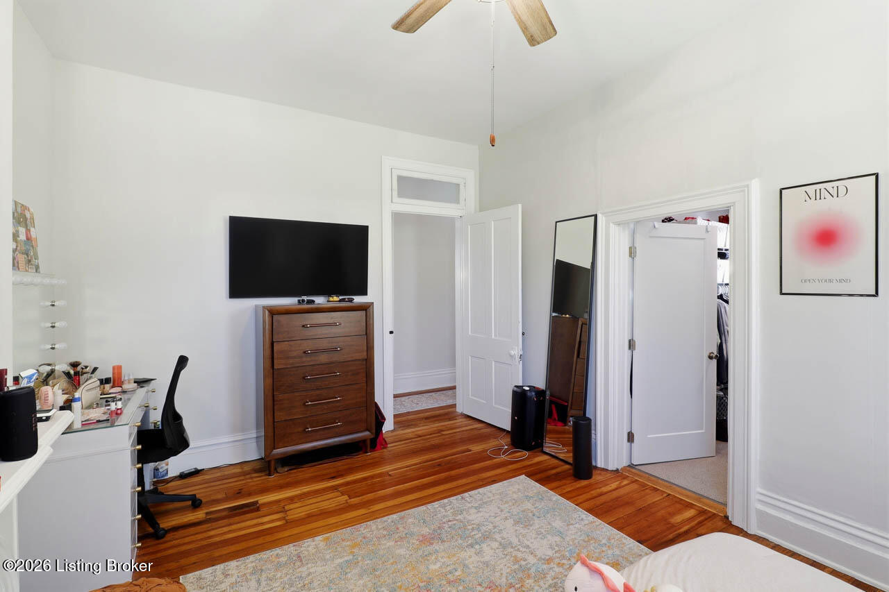 104 S Birchwood Ave