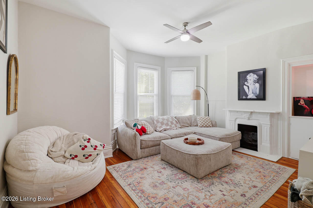 104 S Birchwood Ave