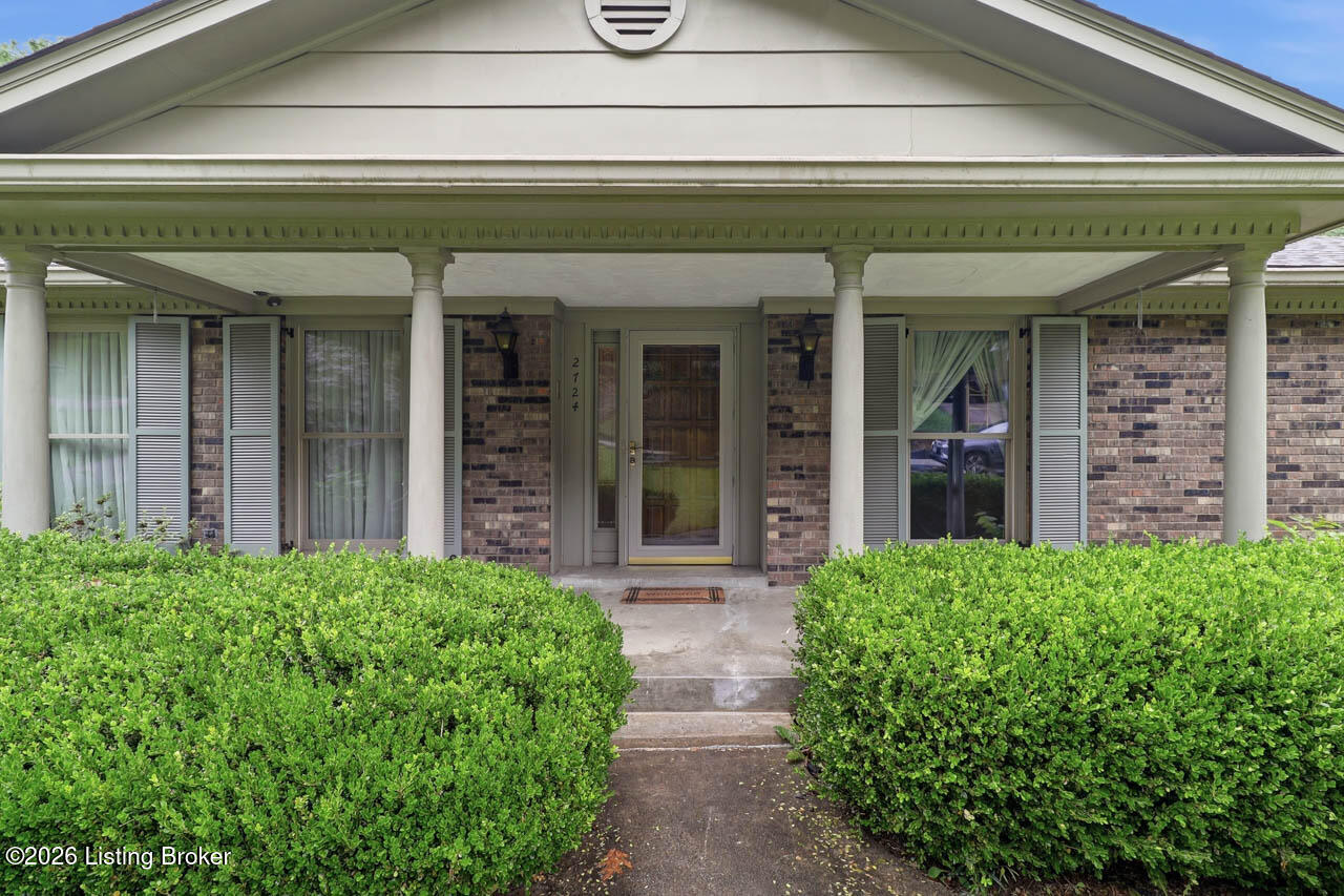 2724 Windsor Forest Dr