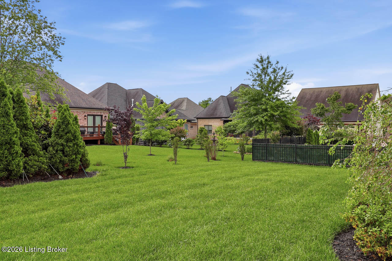 18811 Crestfield Cir