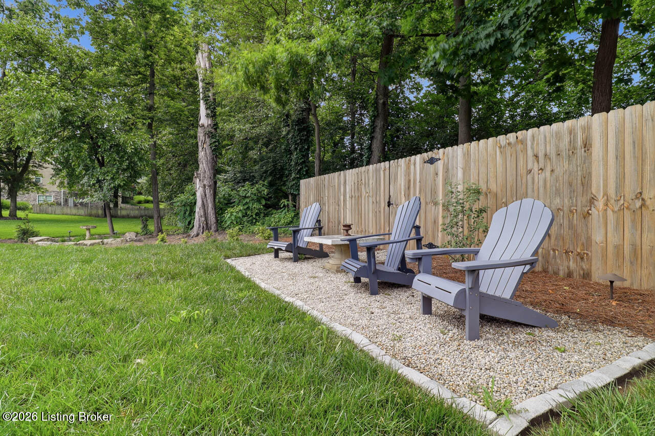 1414 Old Harrods Creek Rd